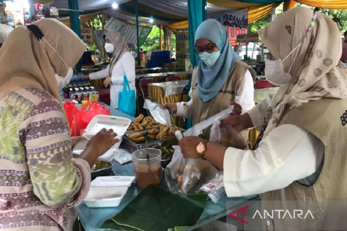 Balai POM Kendari menjamin takjil aman dikonsumsi