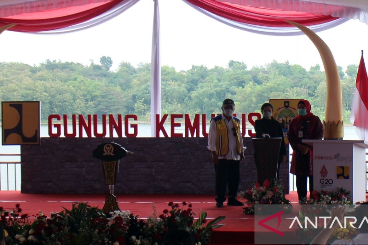 Puan Maharani resmikan objek wisata religi New Kemukus di Sragen