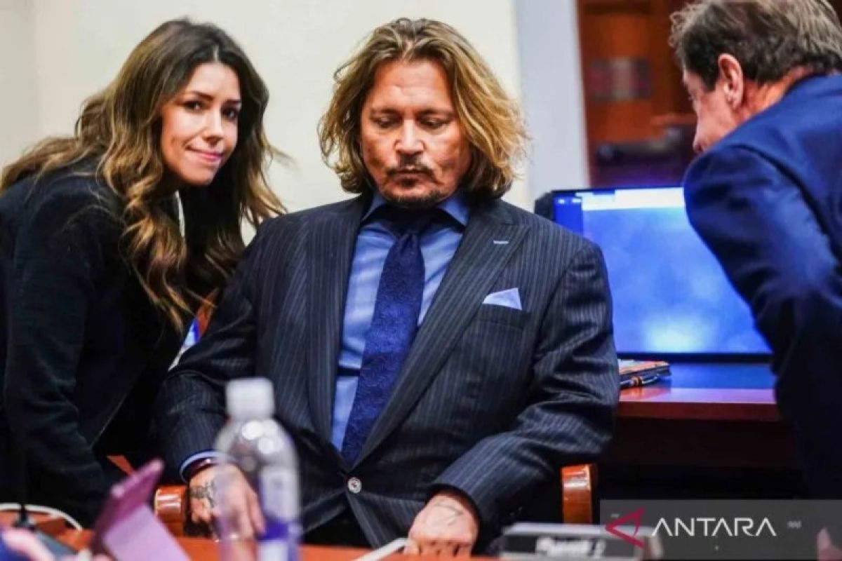 Johnny Depp mengaku alami KDRT dan "hancur" ketika pernikahan dengan Amber Heard retak