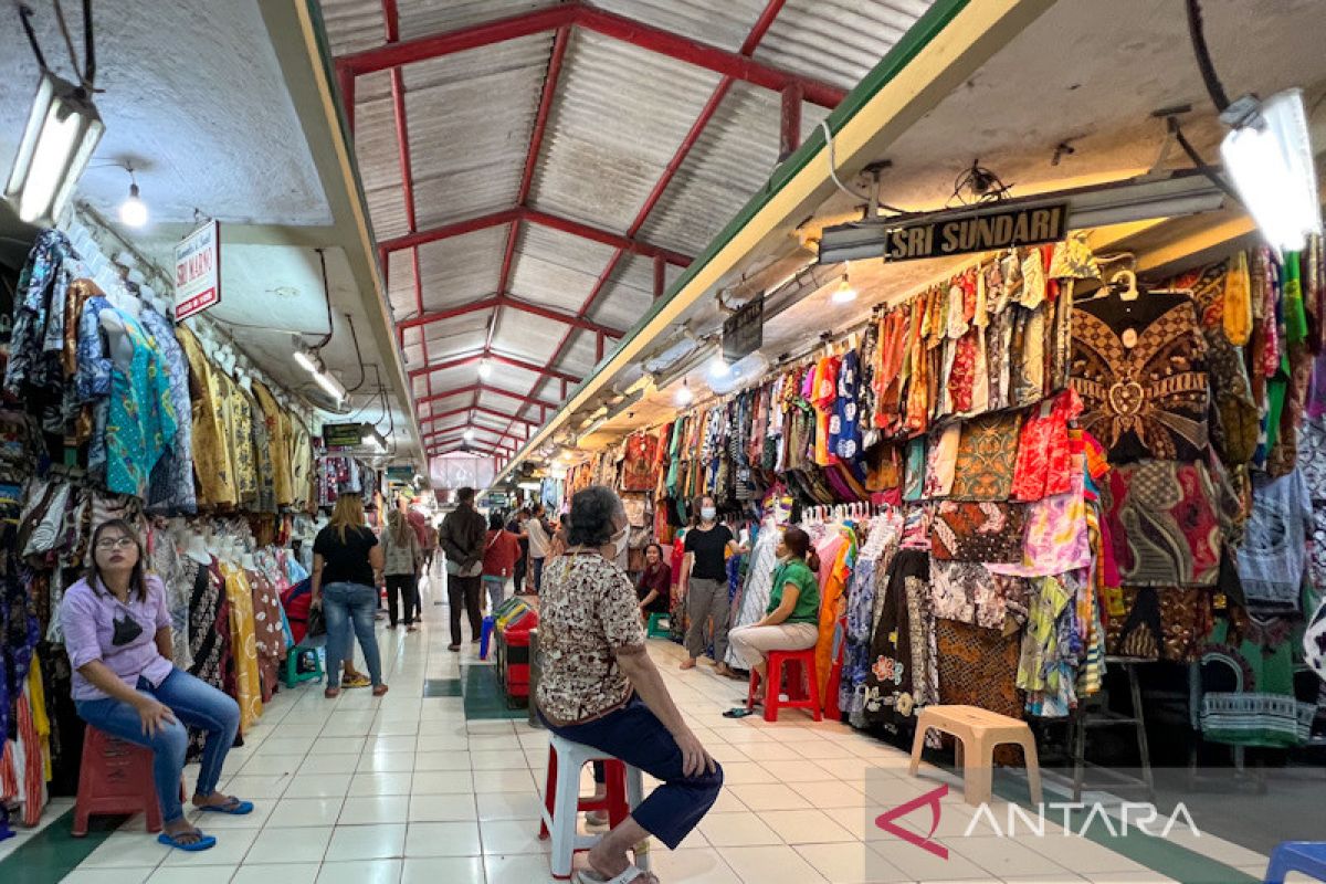 Pasar Beringharjo kembali buka sampai malam saat Lebaran