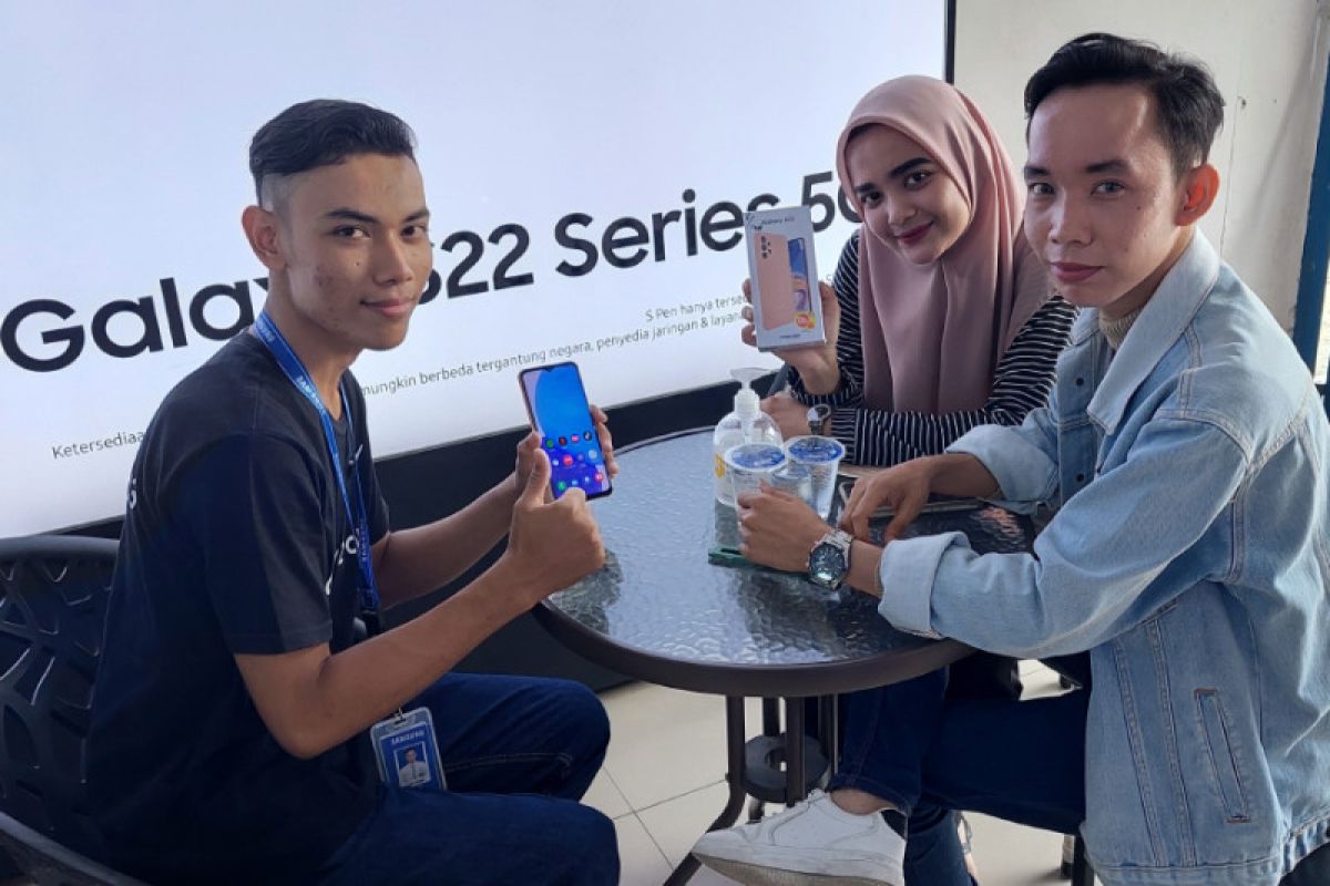 Samsung memfasilitasi 412 siswa SMK PKL di Samsung In-store