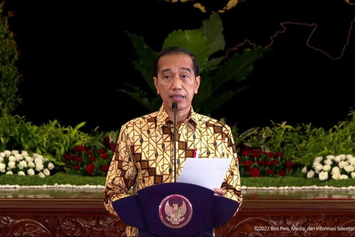 Presiden Joko Widodo ingatkan jajaran pemerintahan untuk fokus tingkatkan TKDN