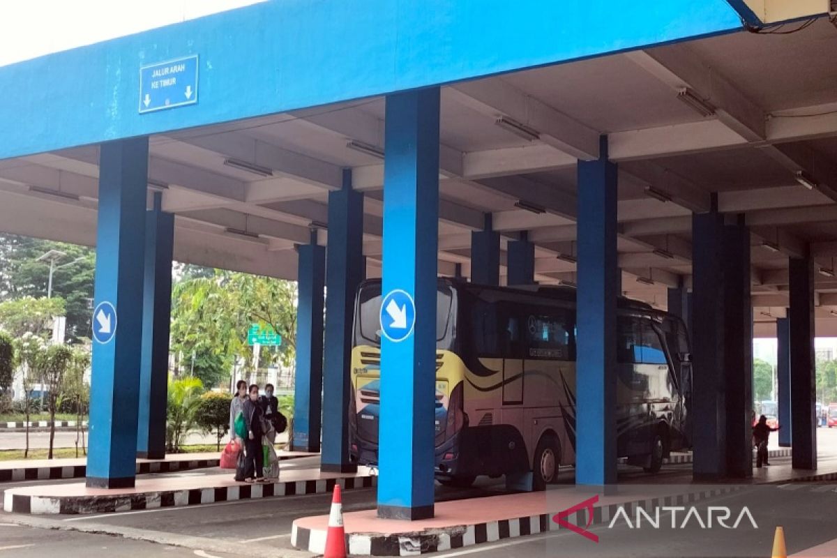 Pemudik asal Karanganyar meninggal dalam bis jurusan Bandung - Solo