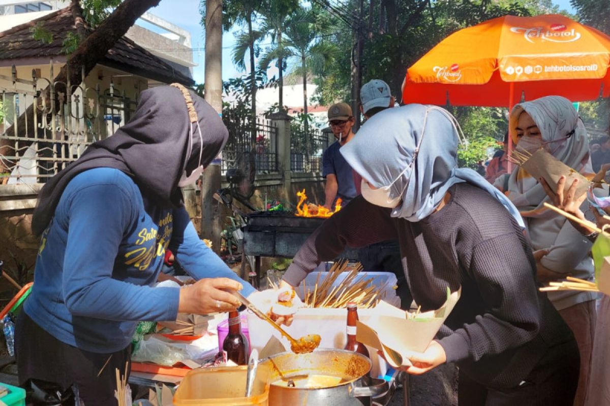 Nikmatnya sate jando Gasibu Bandung