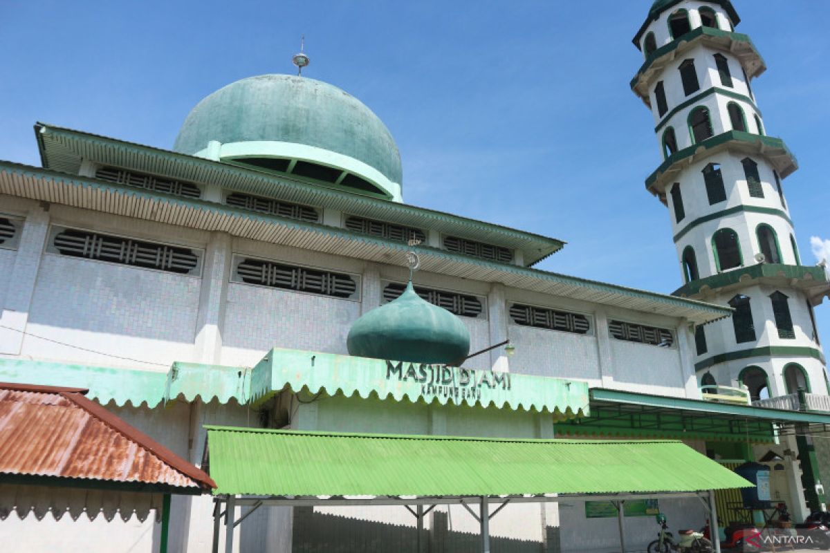 Kokohnya Masjid Jami di Kota Palu  yang dibangun tokoh mualaf