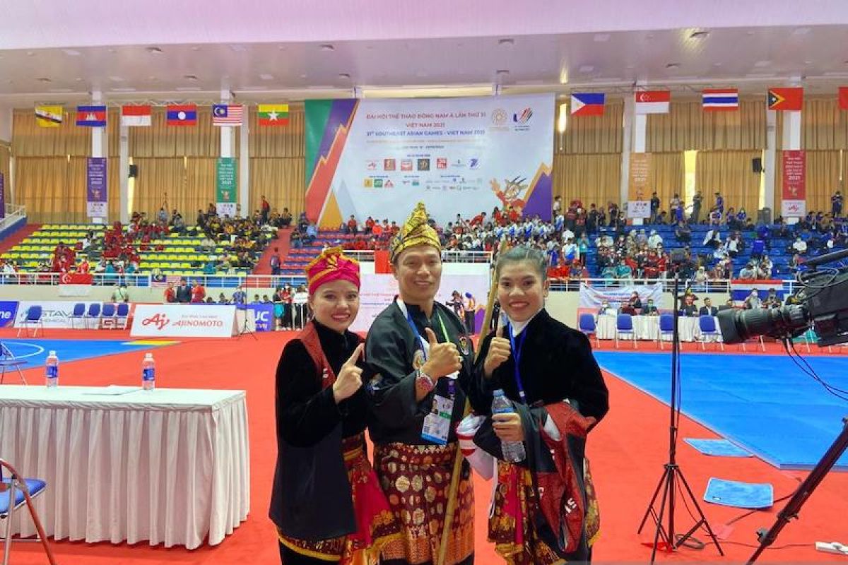 Pesilat putri Ririn/Riska berhasil sumbang emas pertama pencak silat