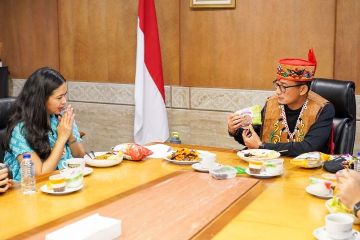 Menparekraf Sandiaga Uno dan pelaku usaha bahas potensi kuliner nusantara