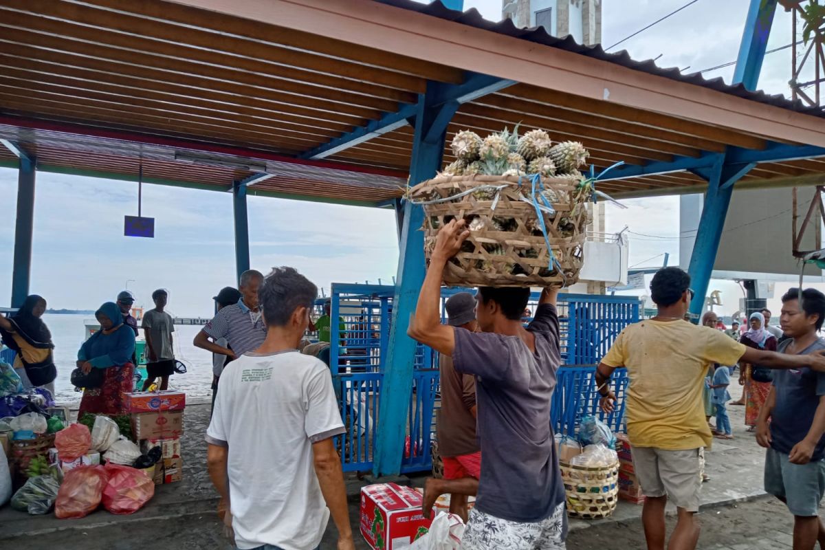 Pemkot Mataram mendata urbanisasi dampak mudik Lebaran 2022