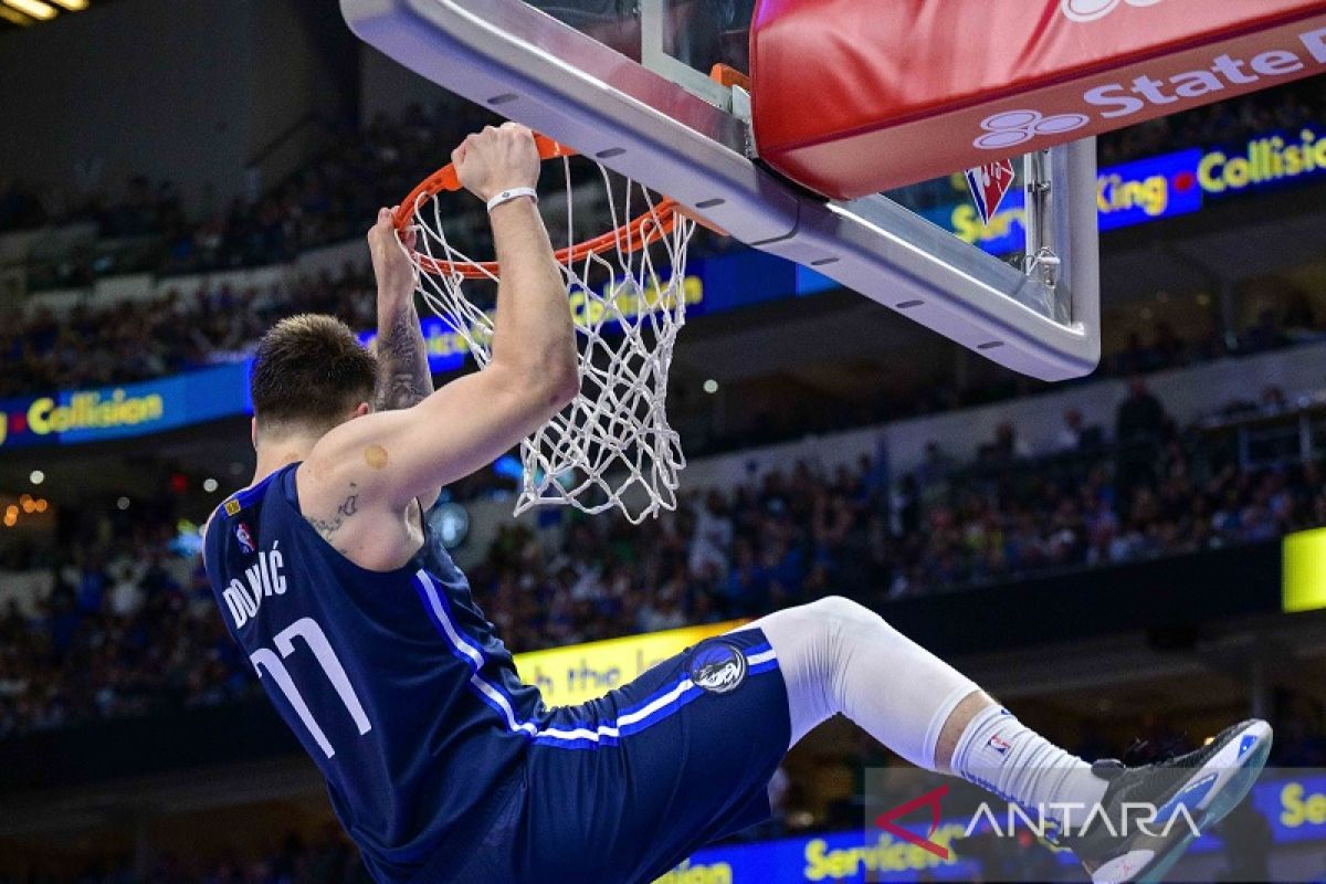 NBA - Mavericks paksa Gim 7 dimainkan setelah pukul Phoenix Suns 113-86