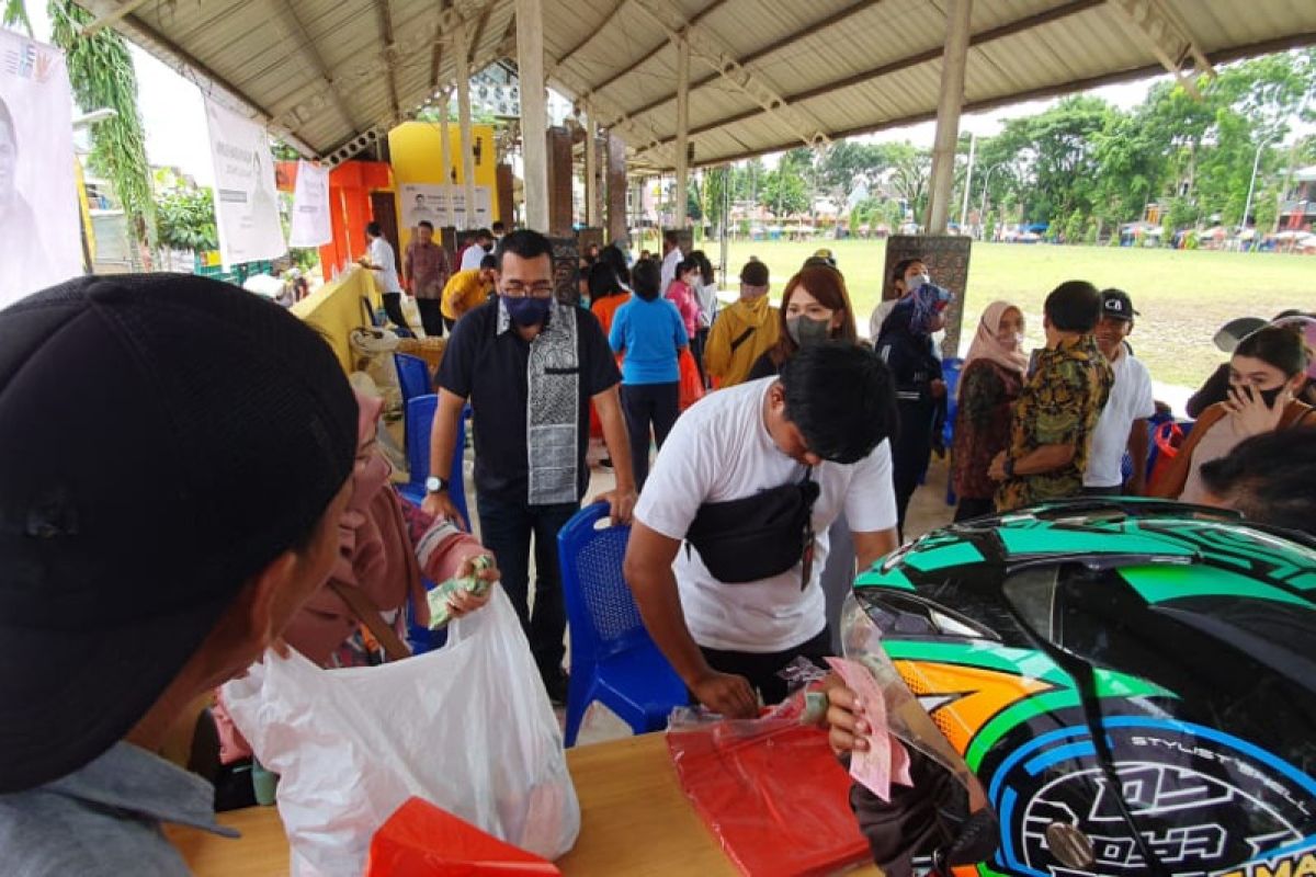 Pasar Murah BUMN ringankan beban 3 ribu warga Prasejahtera di Toraja Utara