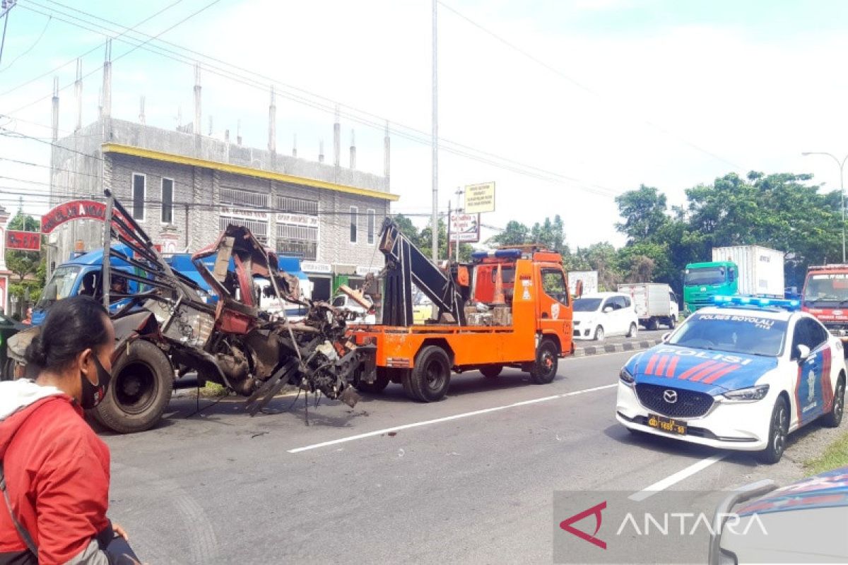 Ayah dan anak asal Jombang tewas dalam laka lantas di Boyolali