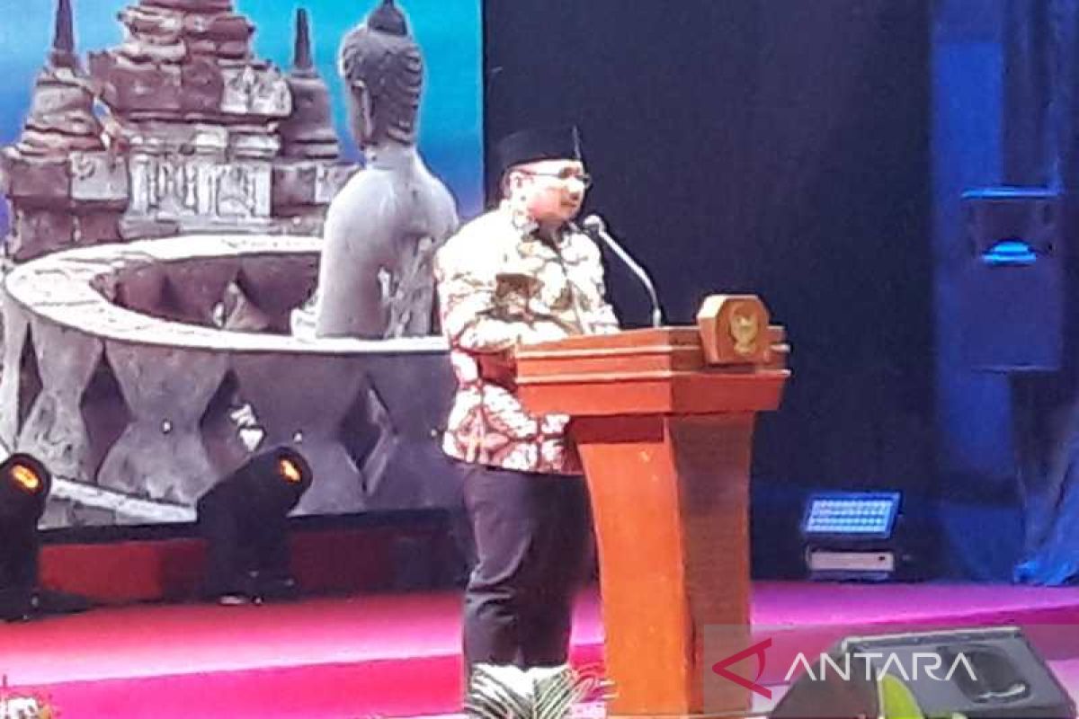 Menag Yaqut apresiasi penyelenggaraan Tri Suci Waisak bersama di Borobudur