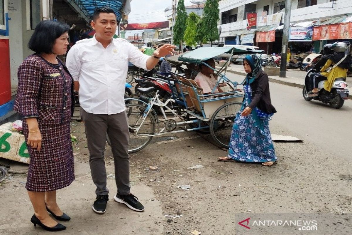 Legislator Kotim soroti pengelolaan parkir bahayakan pengguna jalan