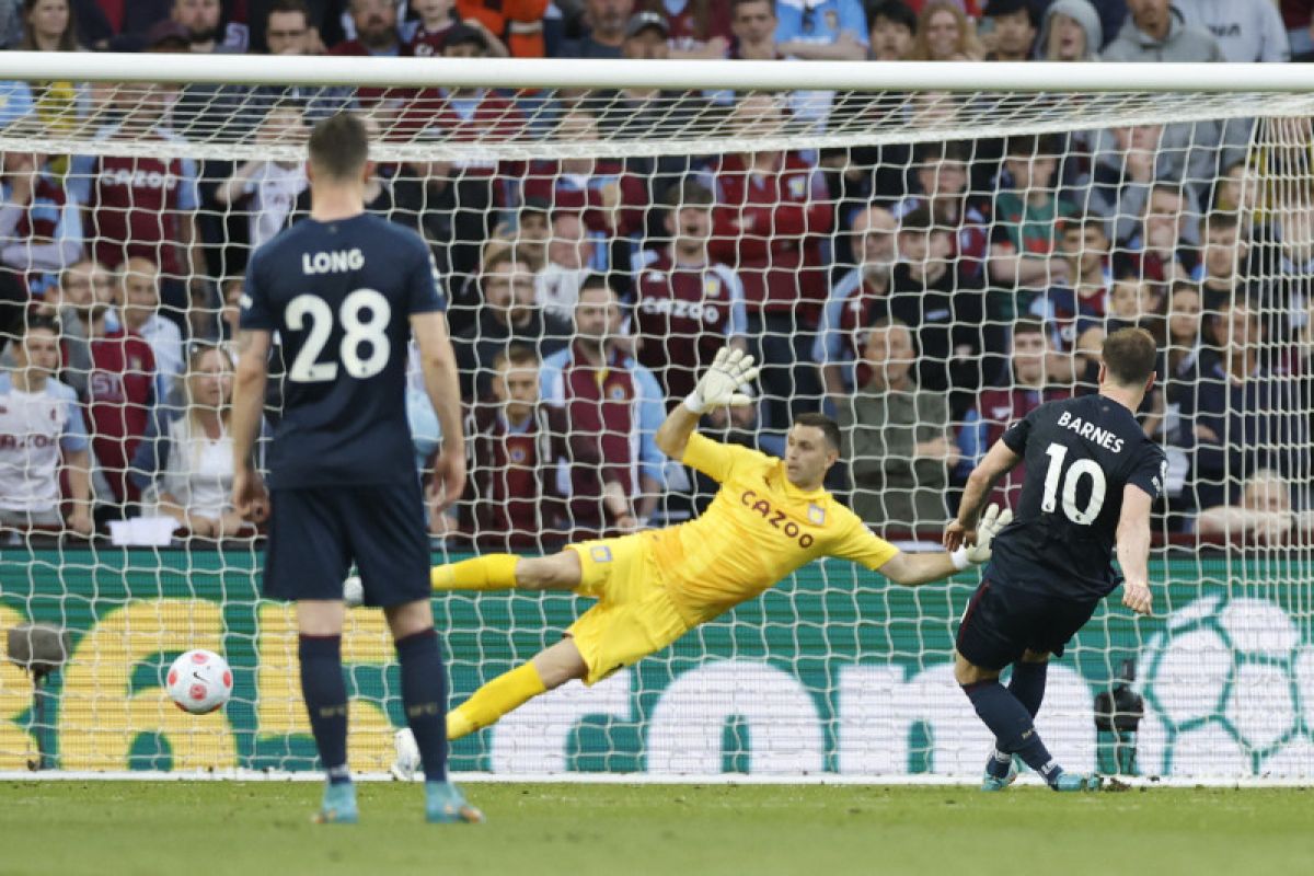 Liga Inggris - Burnley keluar dari zona degradasi setelah imbangi Villa 1-1