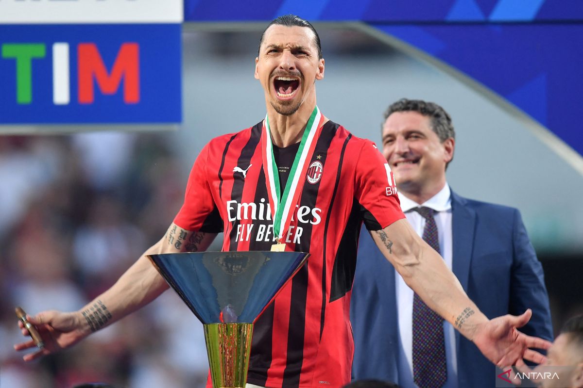 Zlatan Ibrahimovic betah merumput di AC Milan