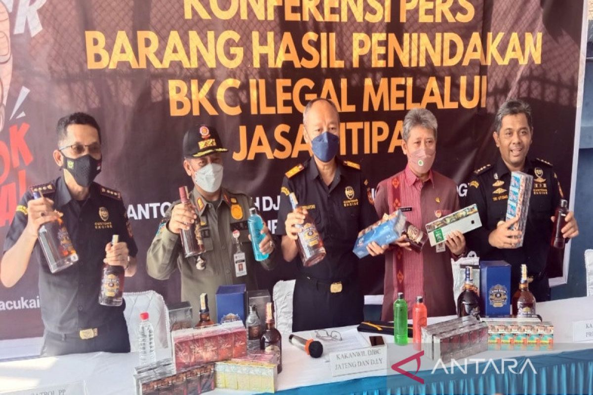 Bea Cukai Jateng dan DIY mengamankan BKC modus pengiriman jasa titipan