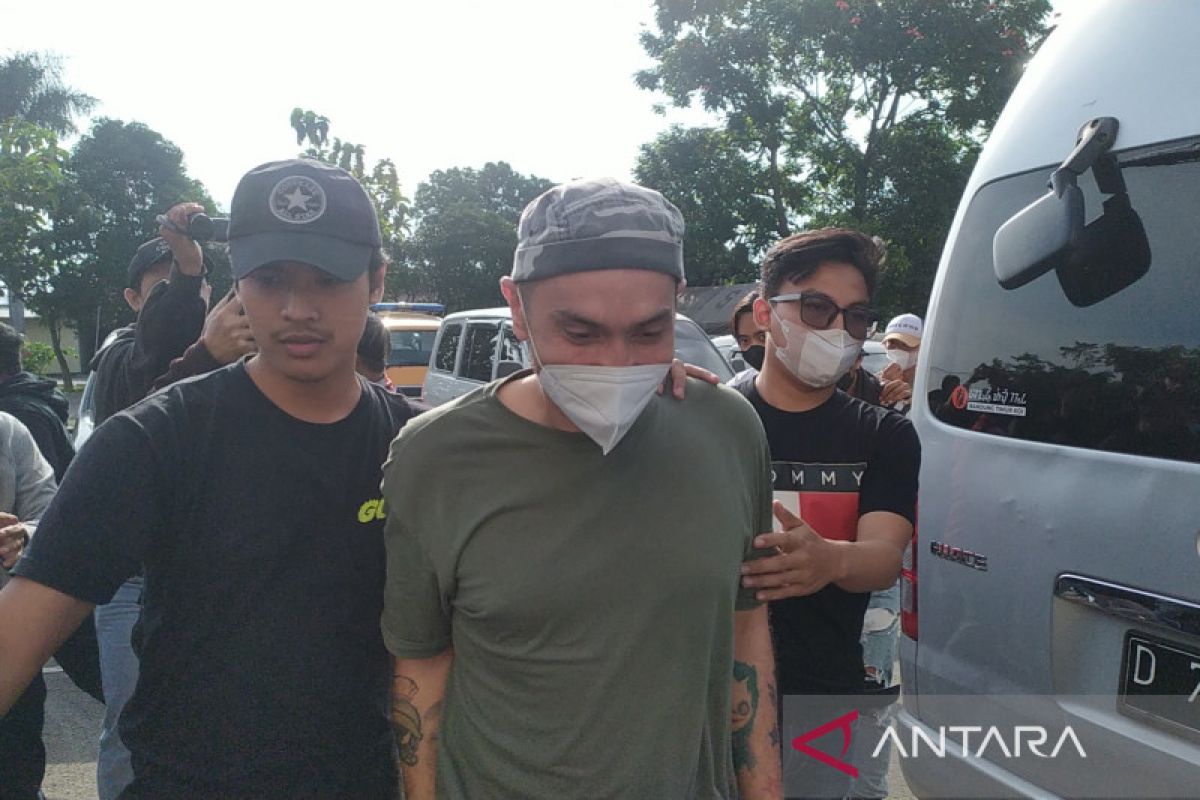 Polisi tangkap Gary Iskak terkait narkoba