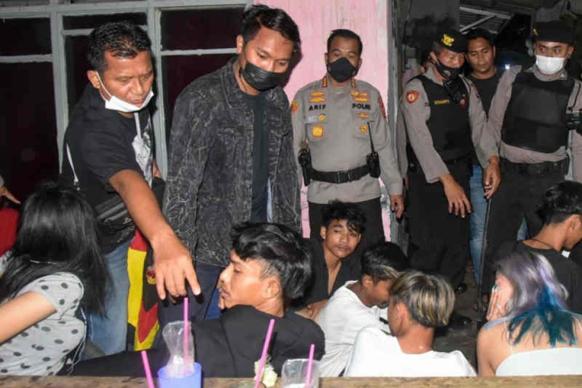 Sarang geng motor ini digerebek polisi