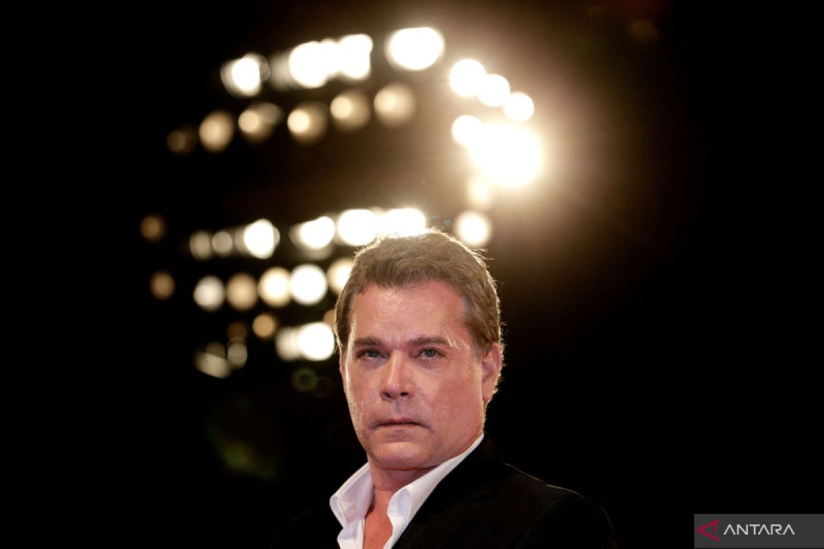 Aktor "Goodfellas" Ray Liotta meninggal di tempat tidurnya