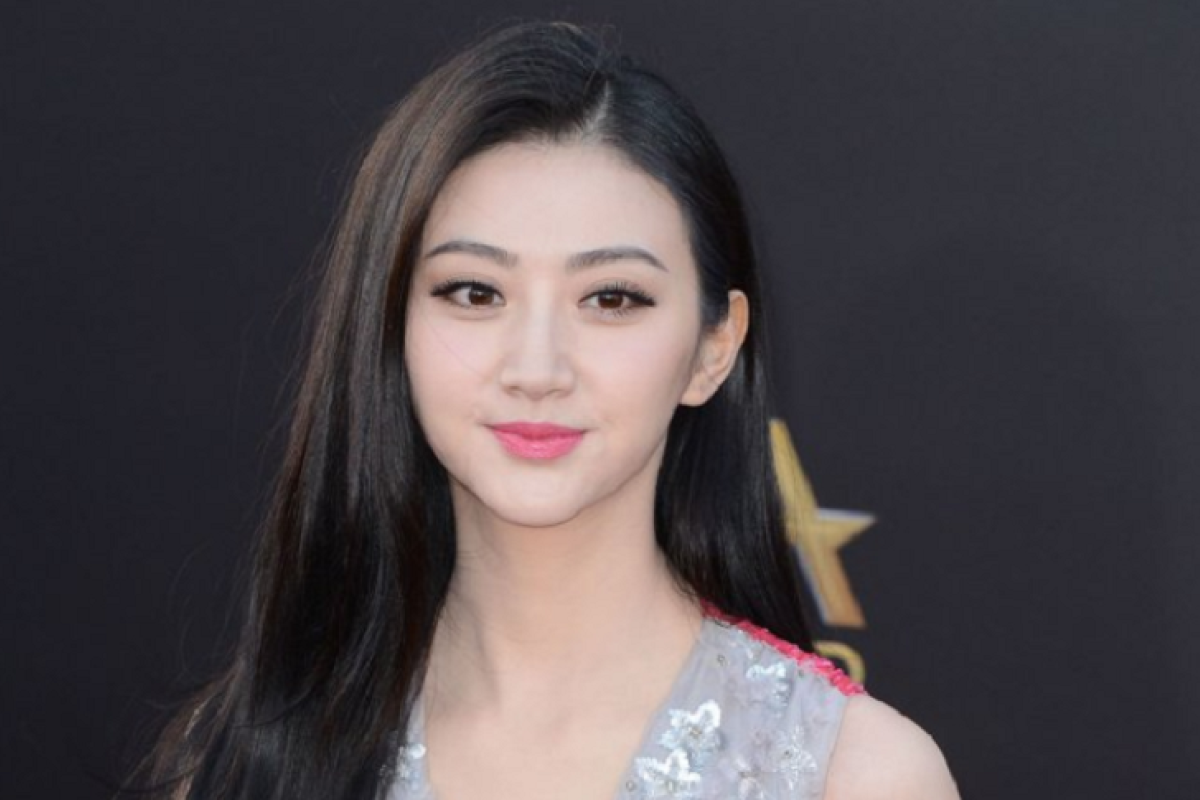 Aktris China Jing Tian didenda Rp15,6 miliar