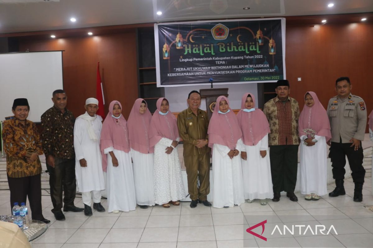 Bupati Kupang ajak umat muslim jaga spirit kemajemukan