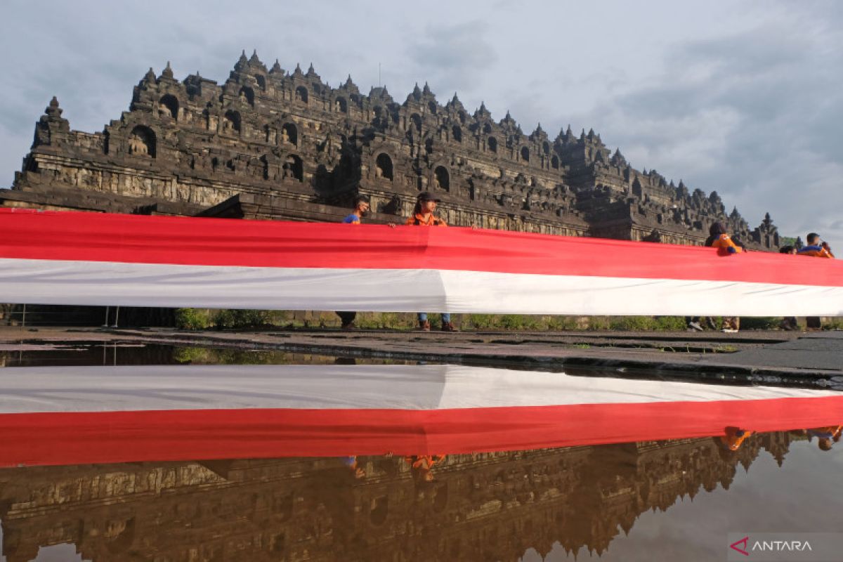 TWC Borobudur berikan akses pelajar naik ke atas candi Rp5.000