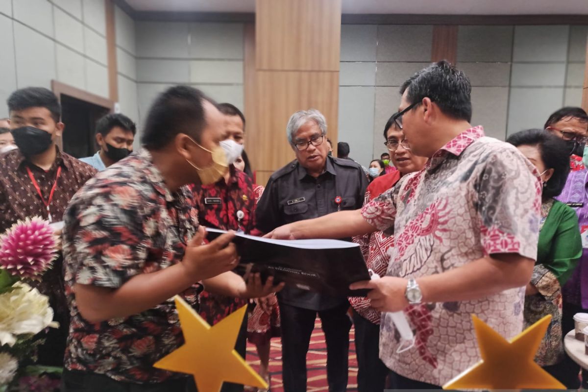 Wagub Sulut mengharapkan perkawinan dini tidak menjadi kultur