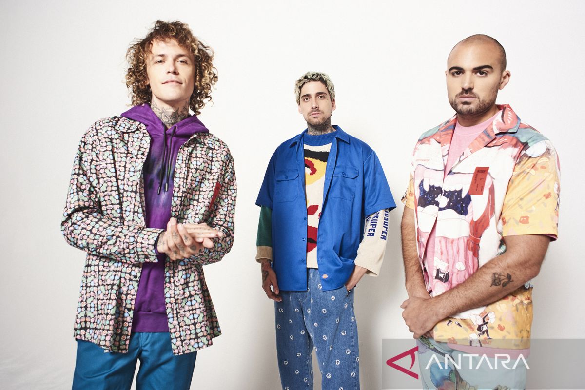 Cheat Codes merilis album ketiga  "Hellraisers, Part 3"