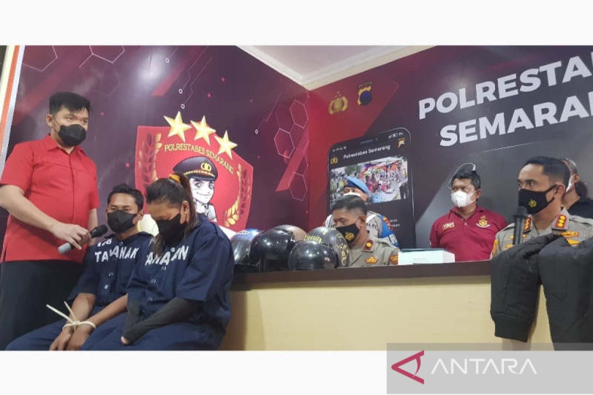 Polisi tangkap suami istri komplotan perampas ponsel di Semarang