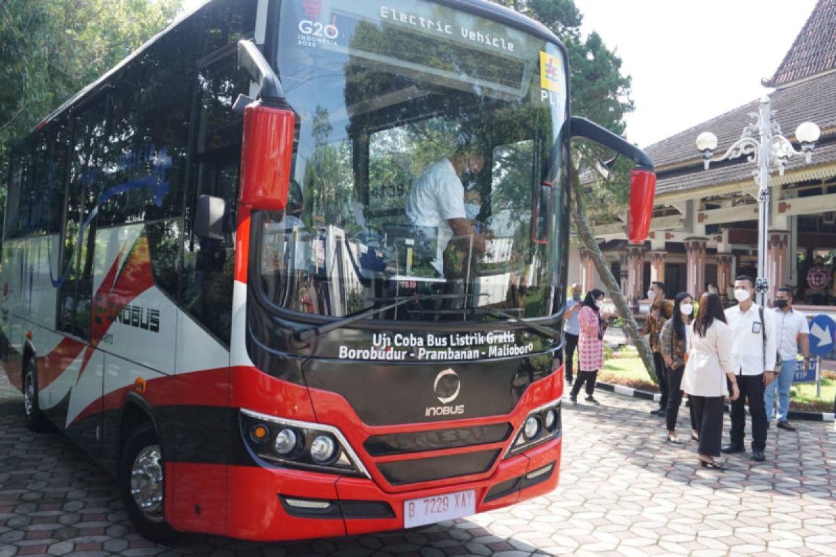 PT INKA E-Inobus showcased at Borobudur Temple