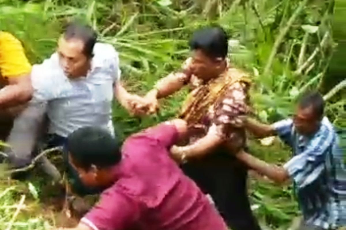 Kadisdik Solok Selatan alami laka tunggal, Polisi: diduga akibat hilang konsentrasi