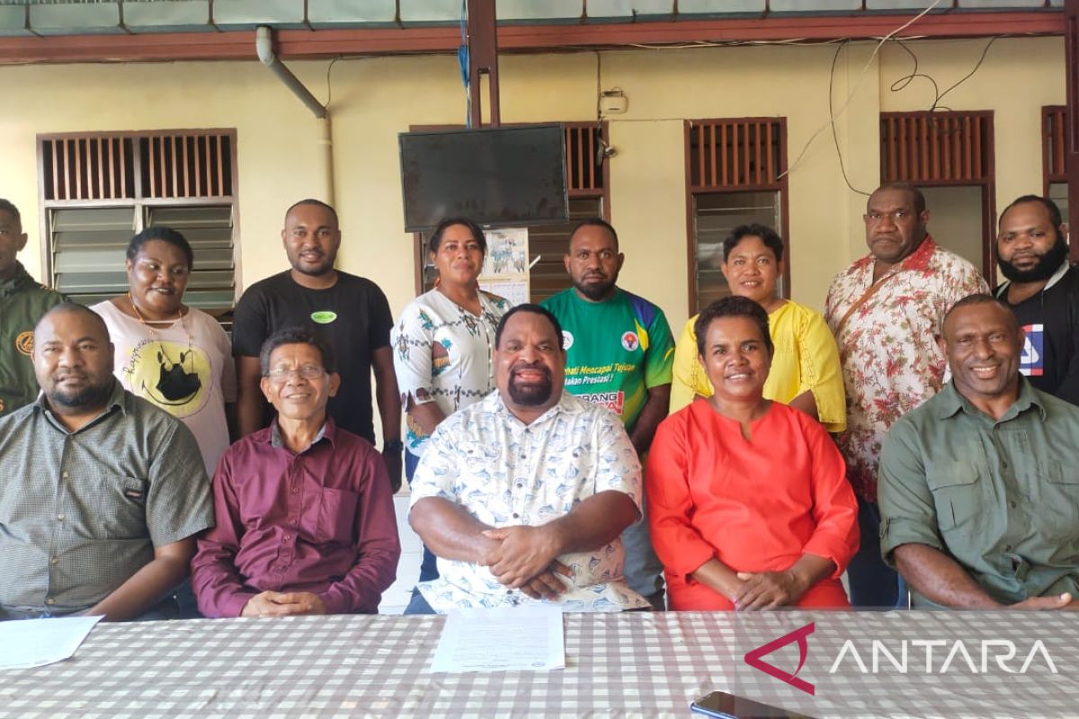 Alumni SMP YPPK Santo Thomas harap pengurus baru majukan pendidikan