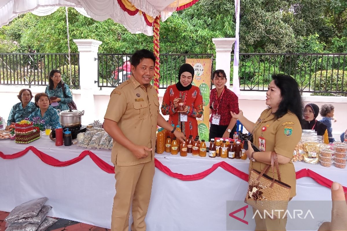 Pemkab Barsel berkomitmen terus promosikan produk IKM dan UKM