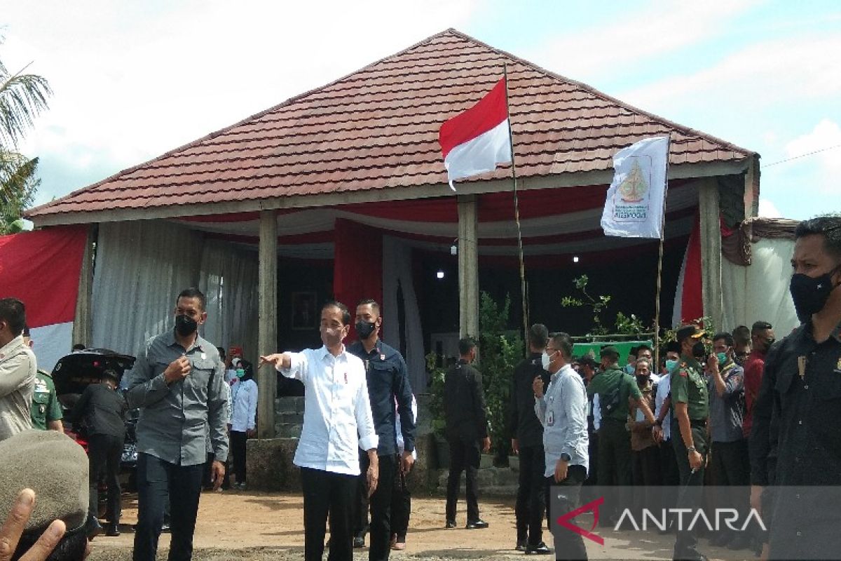 Presiden: Pemerintah bagikan 5 juta hektare tanah sosial kepada petani