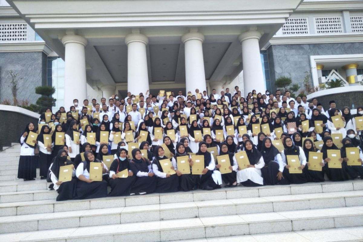 Pemkab Lombok Tengah serahkan SK pengangkatan PPPK