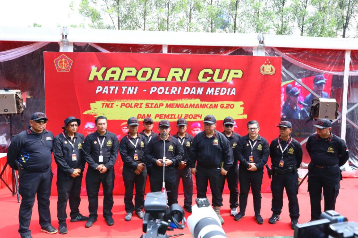 Kapolri  buka lomba menembak  sambut Hari Bhayangkara ke-76.