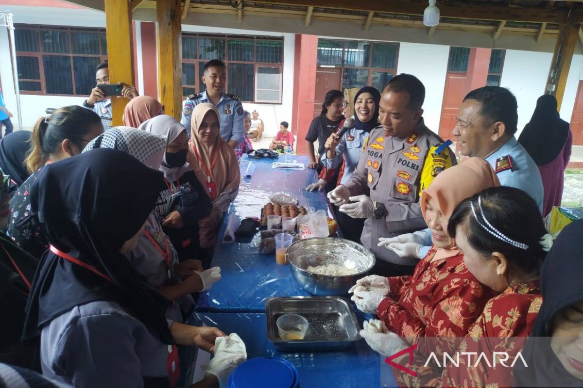 Keluarga narapidana di Lapas Luwuk  diajar wirausaha