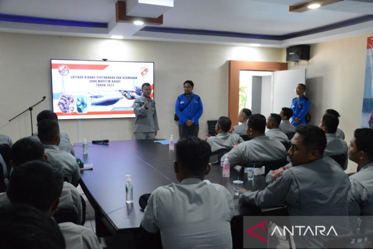 Bakamla RI gelar latihan pertahanan dan keamanan laut di Batam