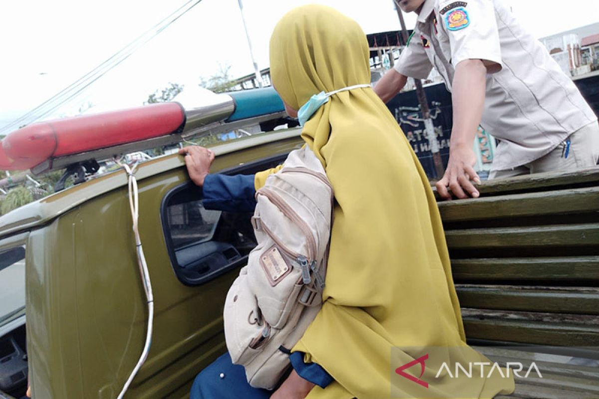 Semarang terapkan aturan pemberi uang ke pengemis terancam denda Rp1 juta