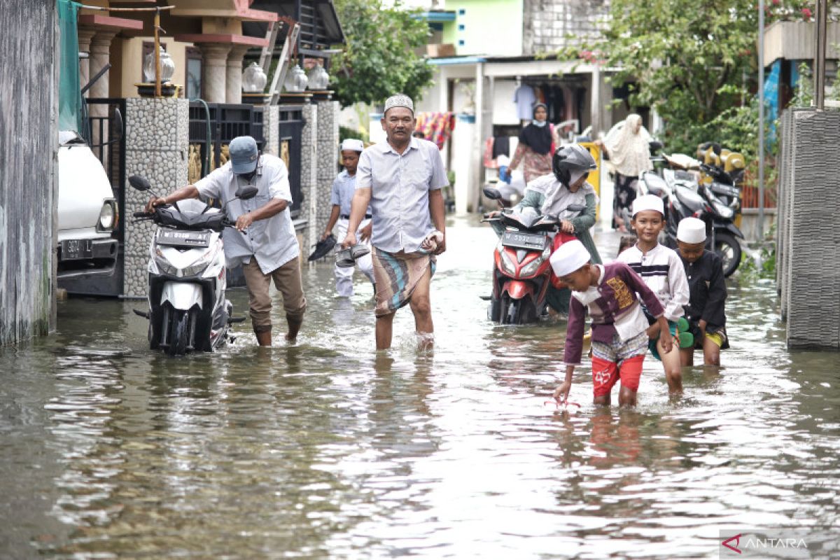 BNPB catat 1.855 bencana alam di Indonesia sejak Januari 2022