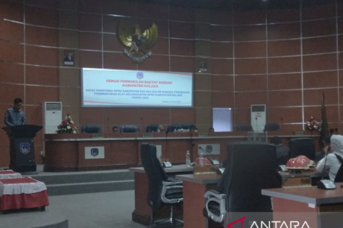 Alat kelengkapan dewan Kolaka terpilih secara aklamasi