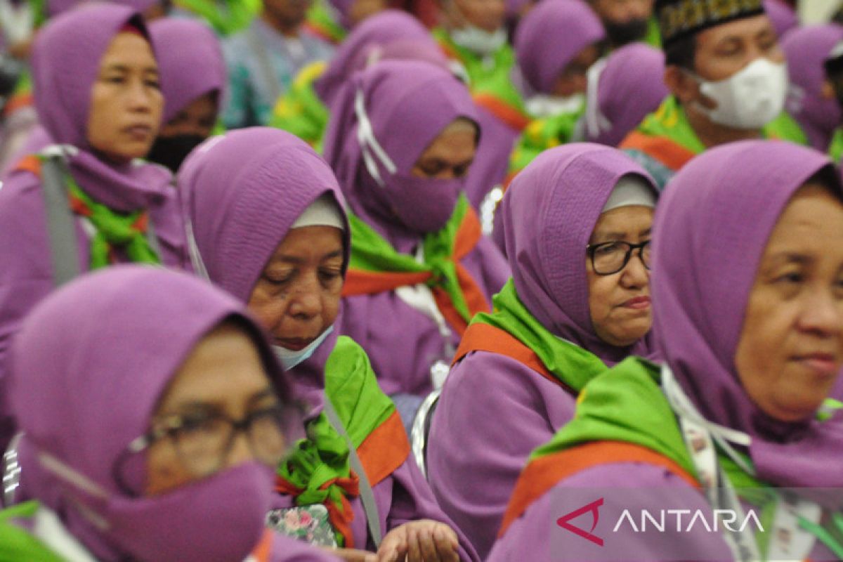 Gubernur ingatkan JCH Sulteng  jaga silaturahim di Tanah Suci