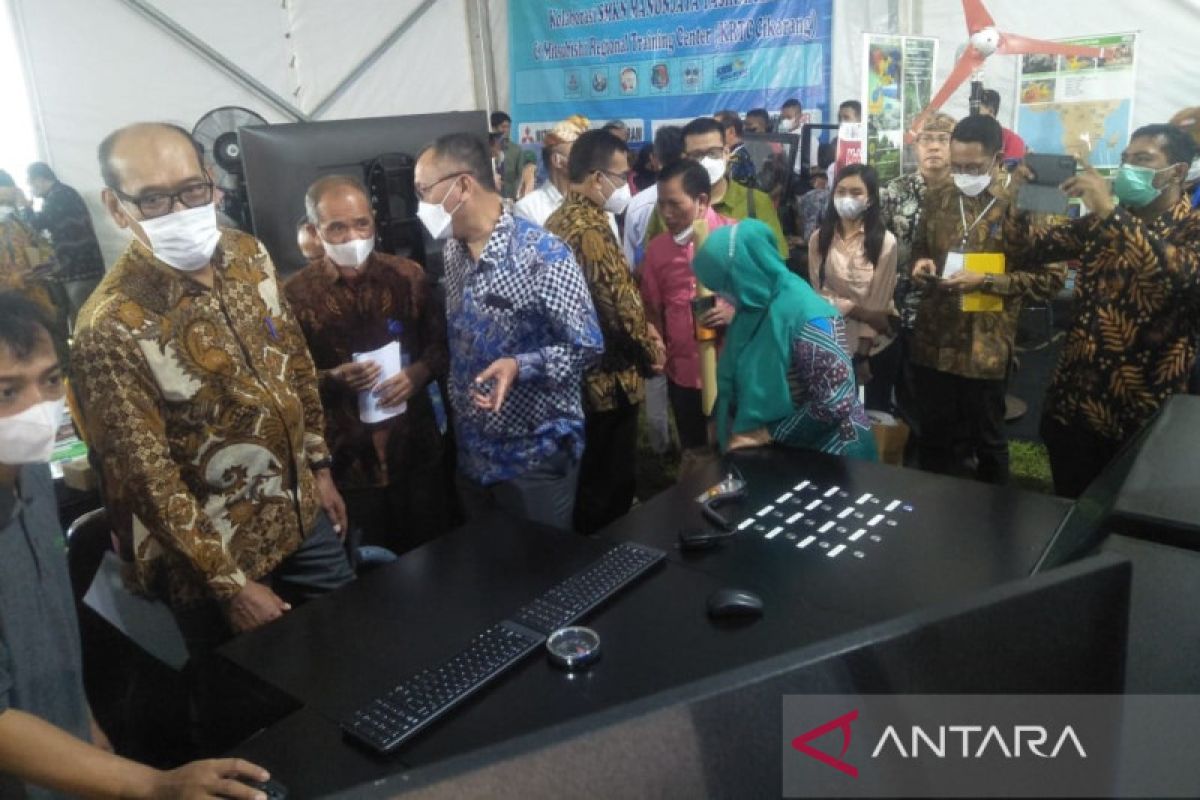 Kemendikbudristek minta warga gunakan produk lokal