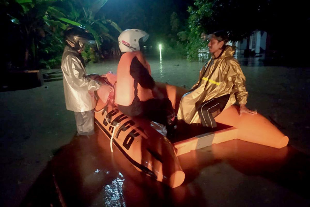 Cilacap banjir, sejumlah desa terendam