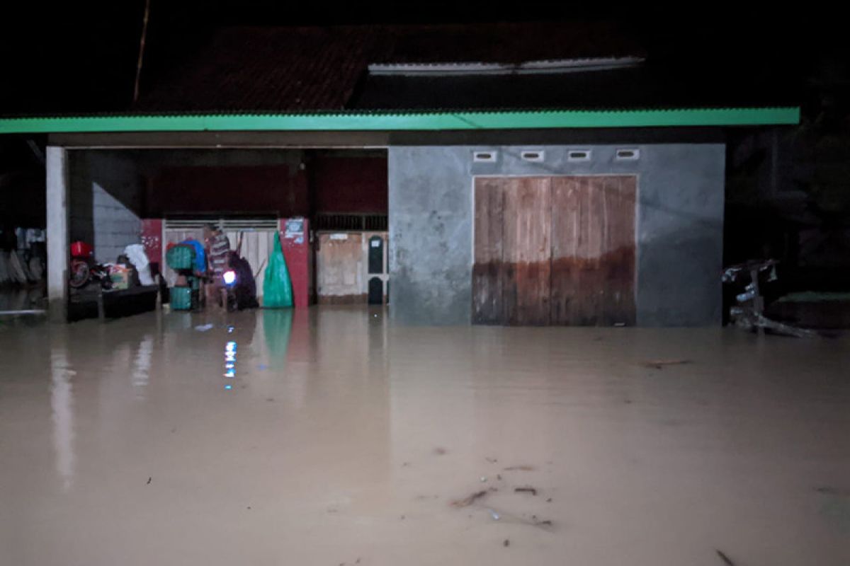 Banjir dan longsor landa Cilacap, 11 desa terdampak