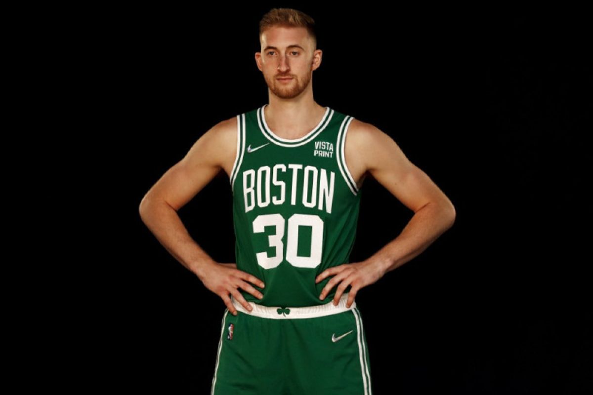 Boston Celtics perpanjang kontrak Sam Hauser