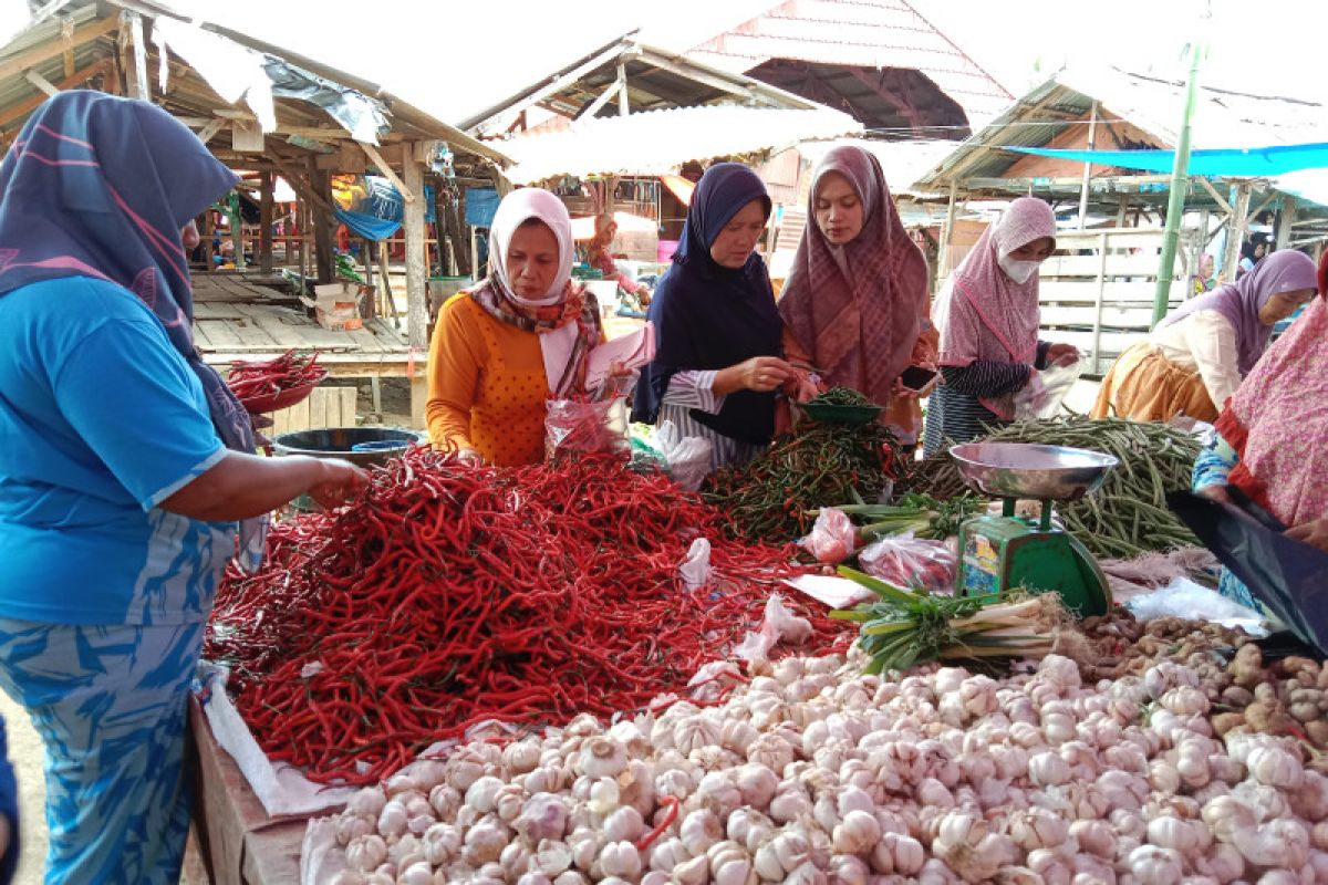 Harga cabai rawit di Agam naik capai Rp100 ribu per kilogram