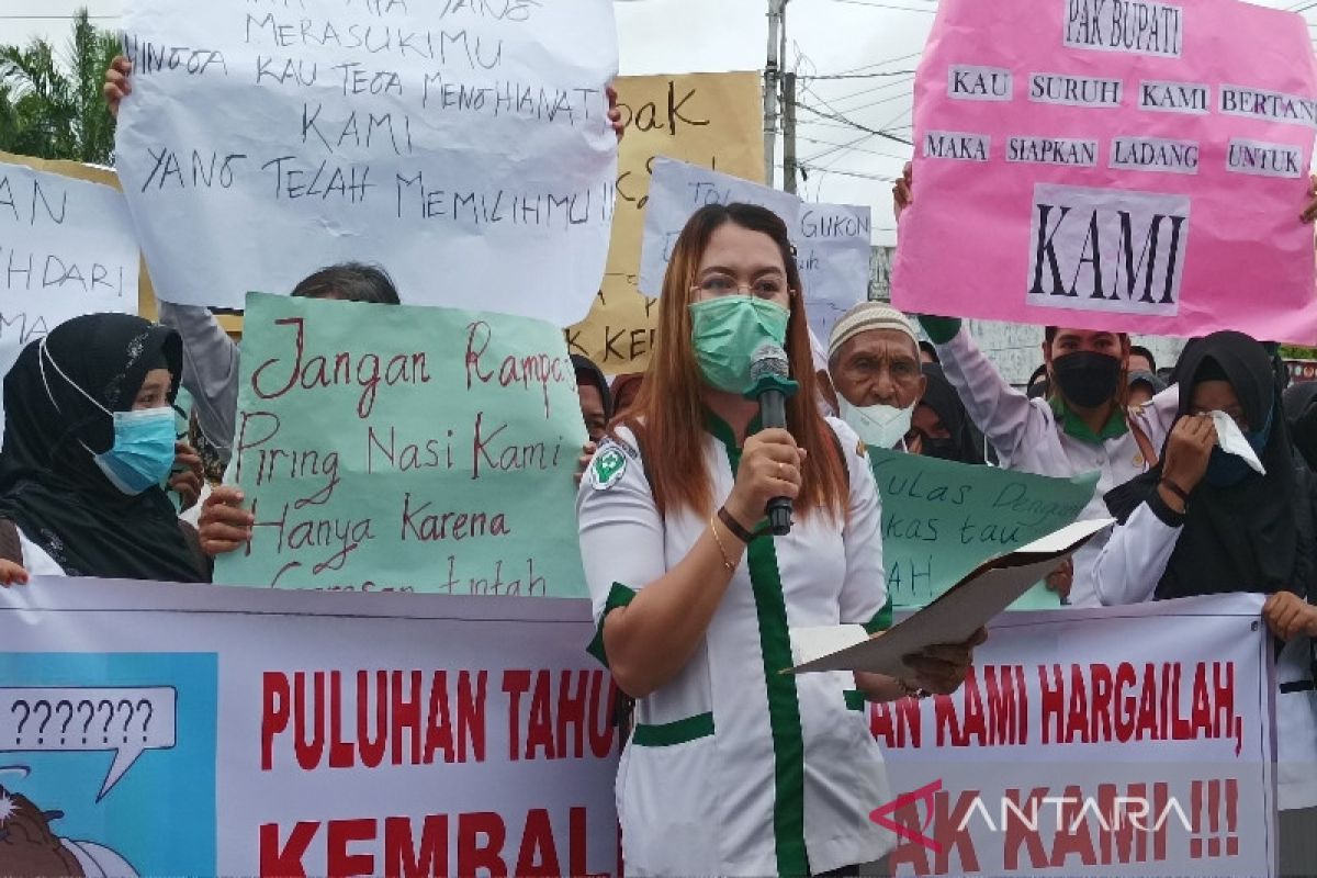 Legislator Kotim berharap perusahaan serap eks tenaga kontrak