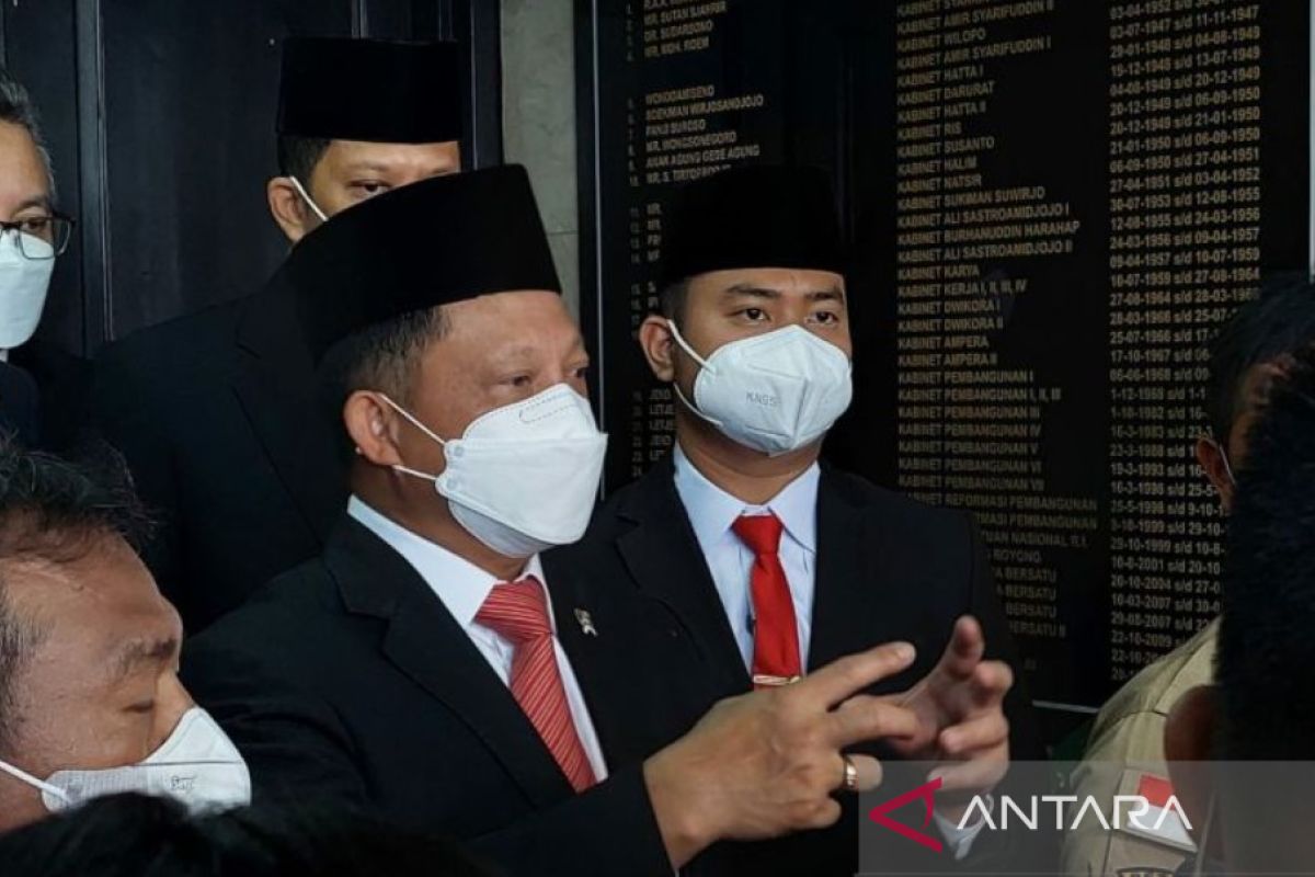 Presiden Joko Widodo tunjuk Tito Karnavian jadi Menpan RB ad interm