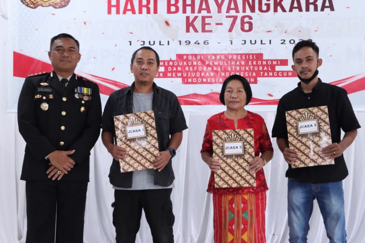 Pewarta foto Antara Sultra juara lomba foto Bhayangkara 2022